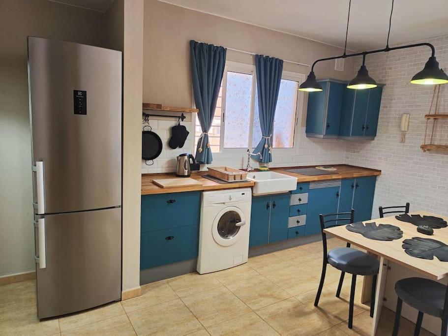 グラン・タラハルCasa Burbuja Azulアパートメント エクステリア 写真