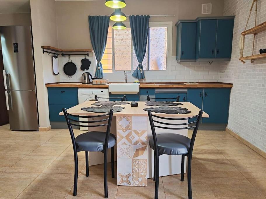 グラン・タラハルCasa Burbuja Azulアパートメント エクステリア 写真